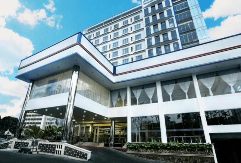 Grand Asrilia Hotel Bandung Exterior foto